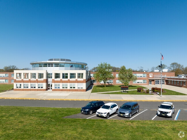 Thorne Middle School serves grades 6-8.