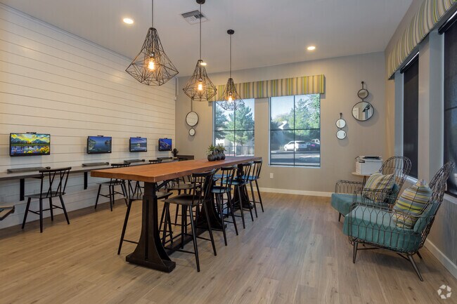 Port Royale, Sierra Vista, AZ 85635 - photo 7