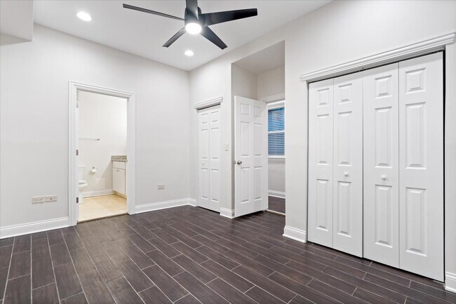 4906 N Whipple St unit G, Chicago, IL 60625 - photo 7