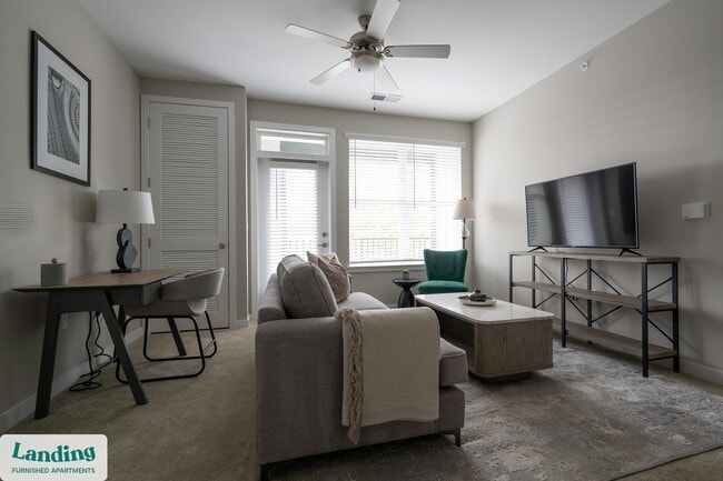 16200 Croft Dr unit 5118-304.1406513, Charlotte, NC 28269 - photo 5