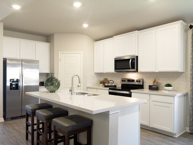 6475 Comanche Moon unit 37075359, San Antonio, TX 78233 - photo 4