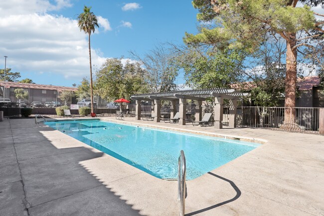 1750 Karen Ave unit classic 2, Las Vegas, NV 89169 - photo 4