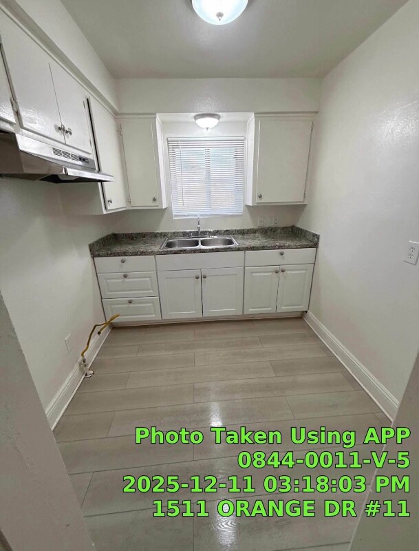 1511 Orange Dr unit 11, Bakersfield, CA 93305 - photo 5