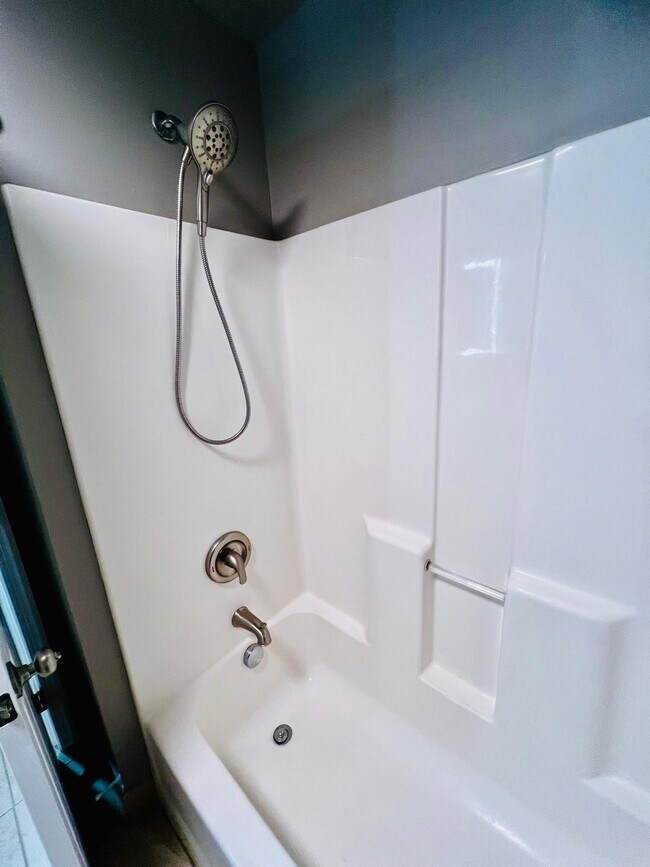 2175 Forman Ct unit 1, Waldorf, MD 20601 - photo 3