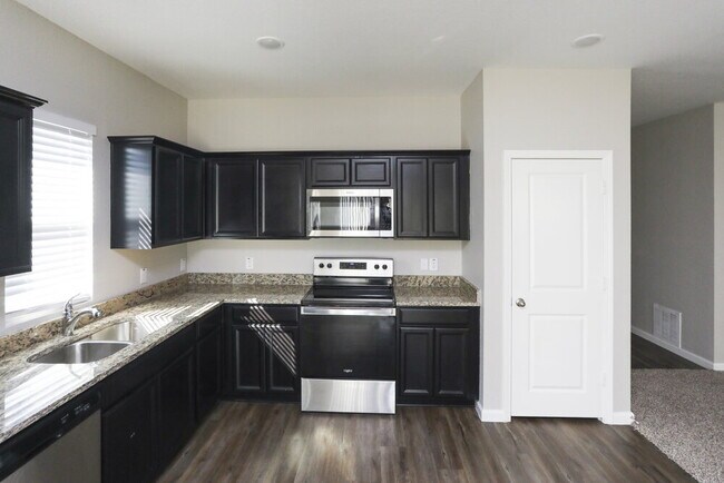 7015 London Fog Dr, Dallas, TX 75227 - photo 6