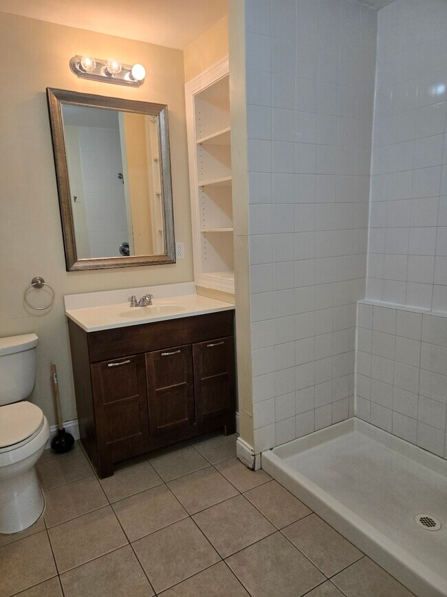 385 Palisade Ave unit 2, Yonkers, NY 10703 - photo 4