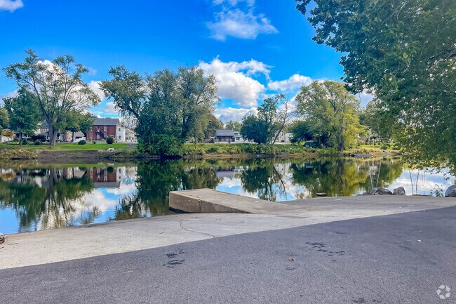 Take your boat to the local boat ramp in Middletown-Dauphin County.