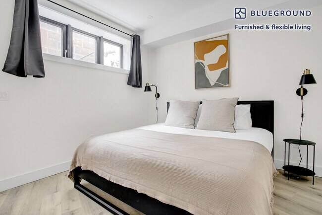 1012 Pennsylvania Ave SE unit FL-1-ID405, Washington, DC 20003 - photo 7