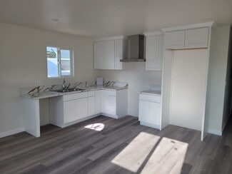 14844 Polk St, Sylmar, CA 91342