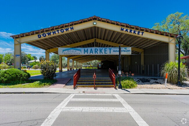 The Downtown Market happens every Saturday in Downtown Ocala.