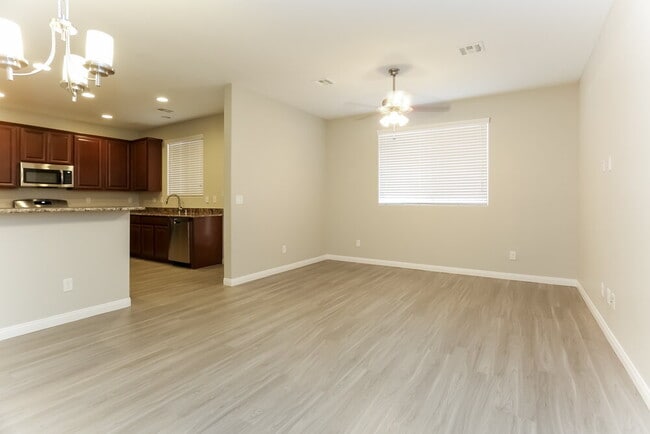 9328 Golden Lad Ave, Las Vegas, NV 89166 - photo 4