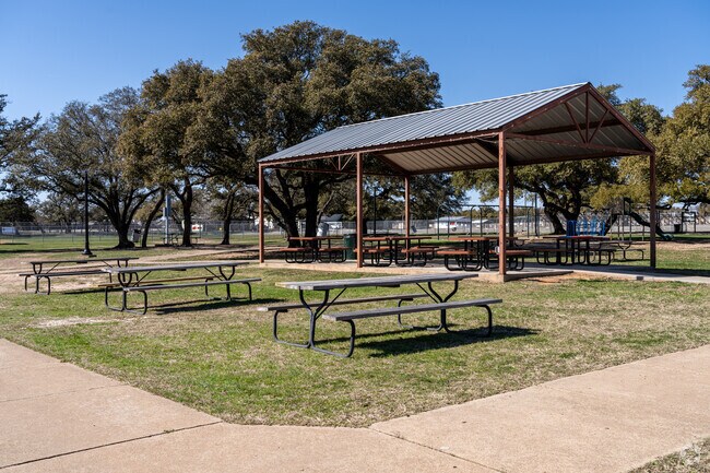 Enjoy the sunny days of Gatesville at one of the many parks.