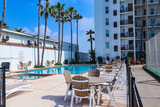 2562 Gulf Blvd unit ID1255571P, South Padre Island, TX 78597 - photo 2