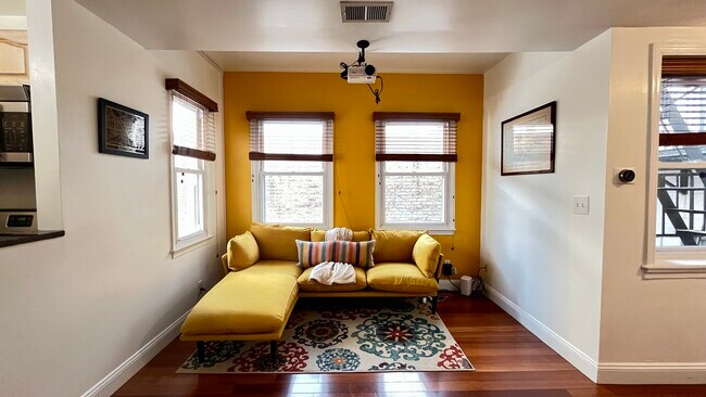 512 Cathedral St unit 5, Baltimore, MD 21201 - photo 6