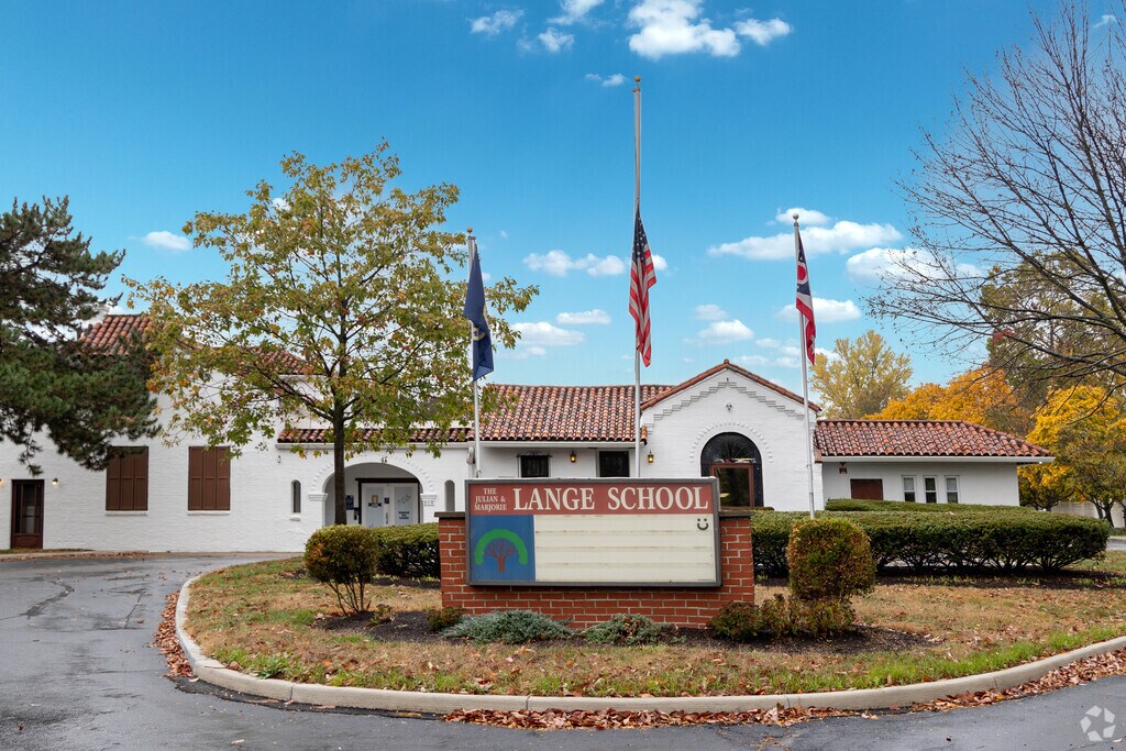 Julian & Marjorie Lange School is highly rated, teaching Kindergarten students.