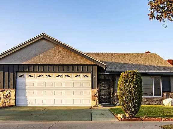 133 E 140th St, Los Angeles, CA 90061 - photo 2