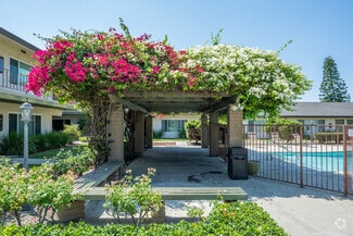 2230 W Orange Ave, Anaheim, CA 92804