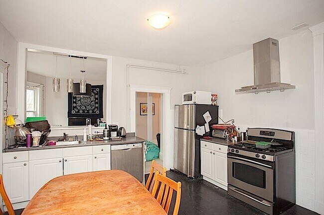 368 Broadway unit 3R, Cambridge, MA 02139 - photo 4