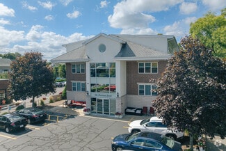 141 Chestnut St, Needham, MA 02492