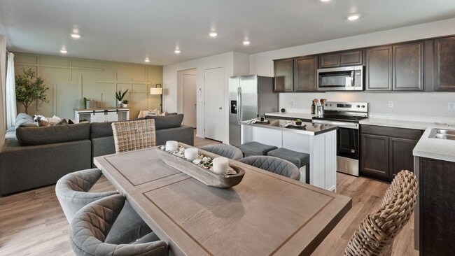 906 E L St, Deer Park, WA 99006 - photo 7