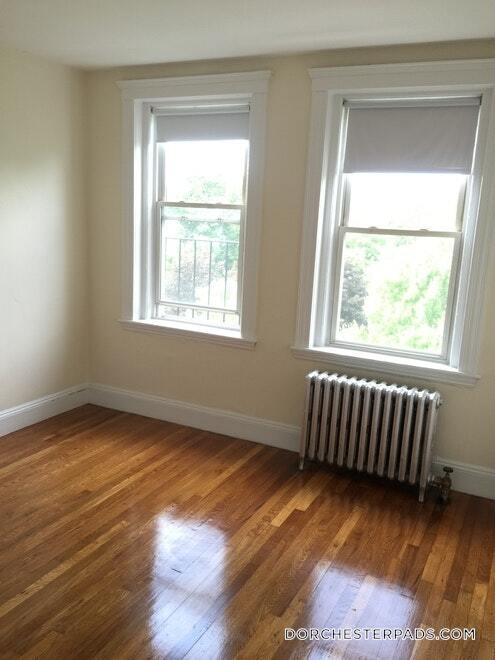 127 Washington St Unit 41, Boston, MA 02135