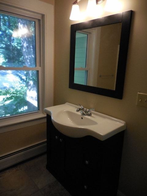 11 W Green St unit 2, Easthampton, MA 01027 - photo 7