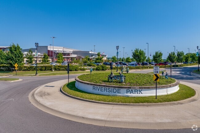 Riverside park has playing fields, a community center, and amenities serving Benton Arkansas.