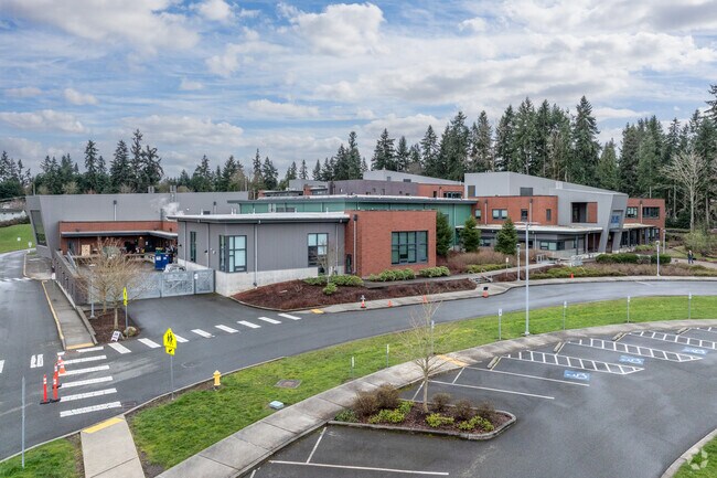 Rose Hill Middle School near Overlake is a highly rated school in the area.