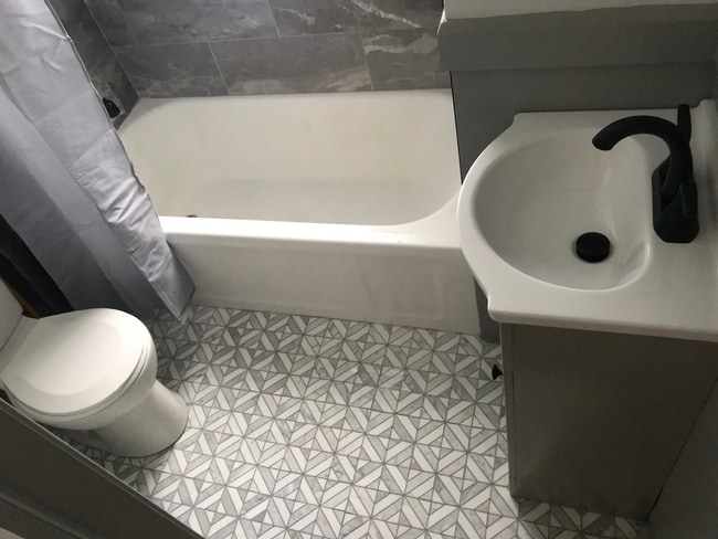 231 N Spring Grove St unit 1, Medina, OH 44256 - photo 5