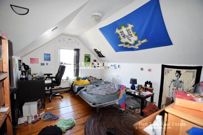 27 Pratt St unit 2, Allston, MA 02134 - photo 7