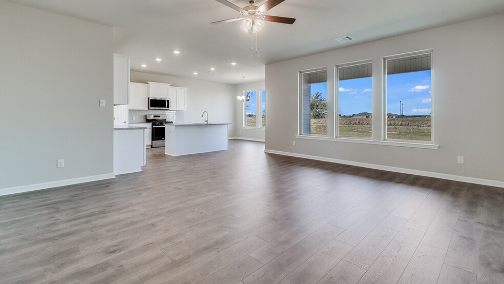 4678 E Ridge Rd, Lake Charles, LA 70607 - photo 1