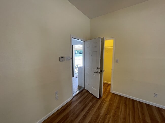 424 Fry St unit A, Denton, TX 76201 - photo 4