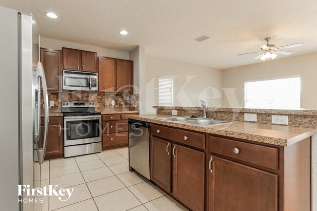 3512 Cayugas Loop, St. Cloud, FL 34772 - photo 6