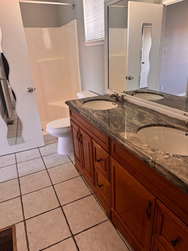 2120 El Domingo Cir, Lancaster, CA 93536 - photo 6