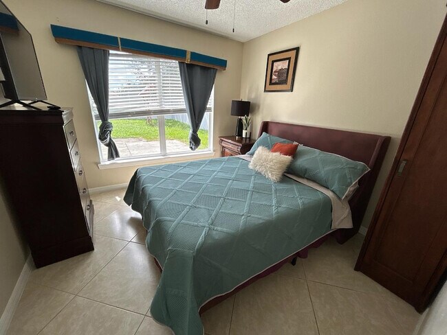 1310 Abberton Dr unit ID1239388P, Orlando, FL 32837 - photo 4