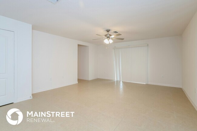1736 Canaan Lp, Dundee, FL 33838 - photo 2