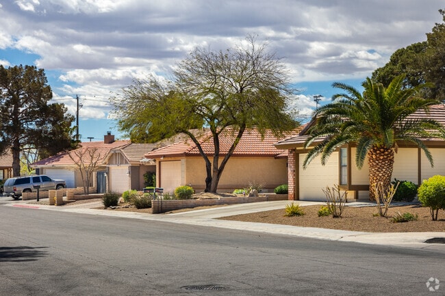 Homes in Woodcrest boast a mix of foliage for a unique presence.