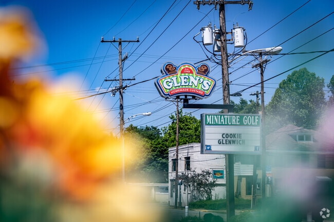 Glen's Frozen Custard is a favorite treat spot on a hot day for Springdale residents.