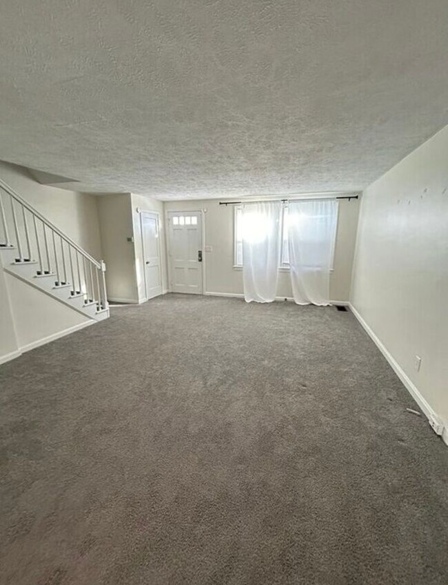 4056 Northfield Rd, Beachwood, OH 44122 - photo 4