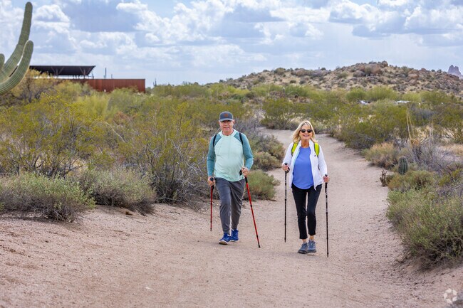 Desert Foothills encourages a lifestyle full of motion, wellness, and connection.