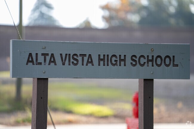 Welcome to Alta Vista High School.