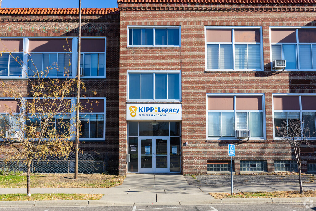 KIPP Legacy Elementary School provides education in the neighborhood of 
Jordan.