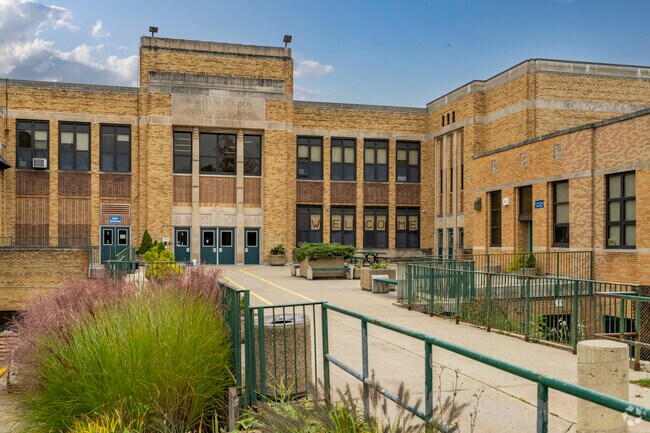 The Slauson Middle School offers programs that challenge the students academically.