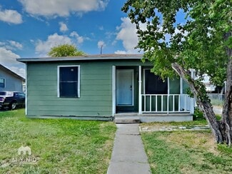 1441 Miami Dr, Corpus Christi, TX 78415