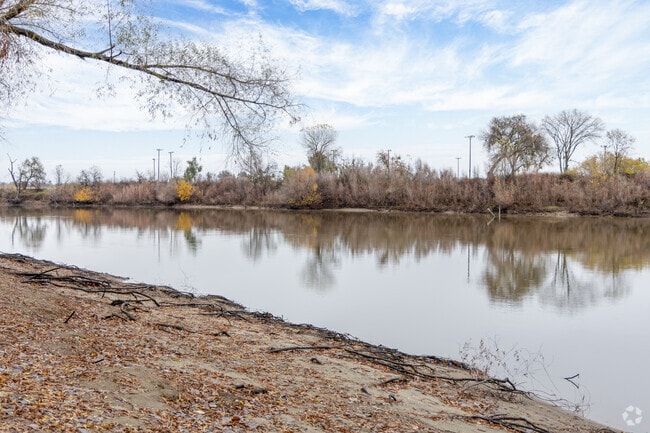 The Feather River borders Yuba City to the east.