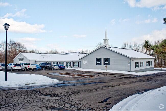 The curriculum at SECA focuses on instilling principles of Christian character, self-discipline, individual responsibility, personal integrity, and good citizenship.