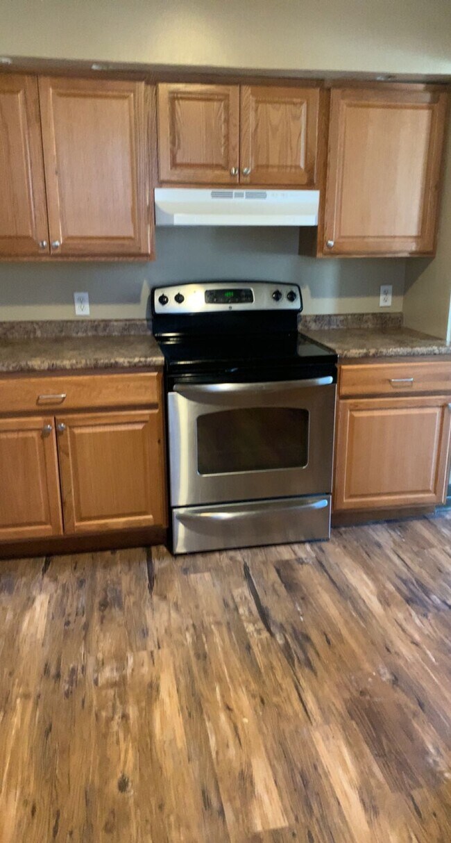 1205 3rd Ave Unit 2, Beaver Falls, PA 15010