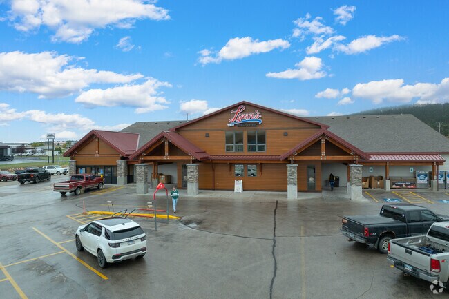 Lynn’s Dakotamart in Summerset is a convenient spot for everyday essentials.