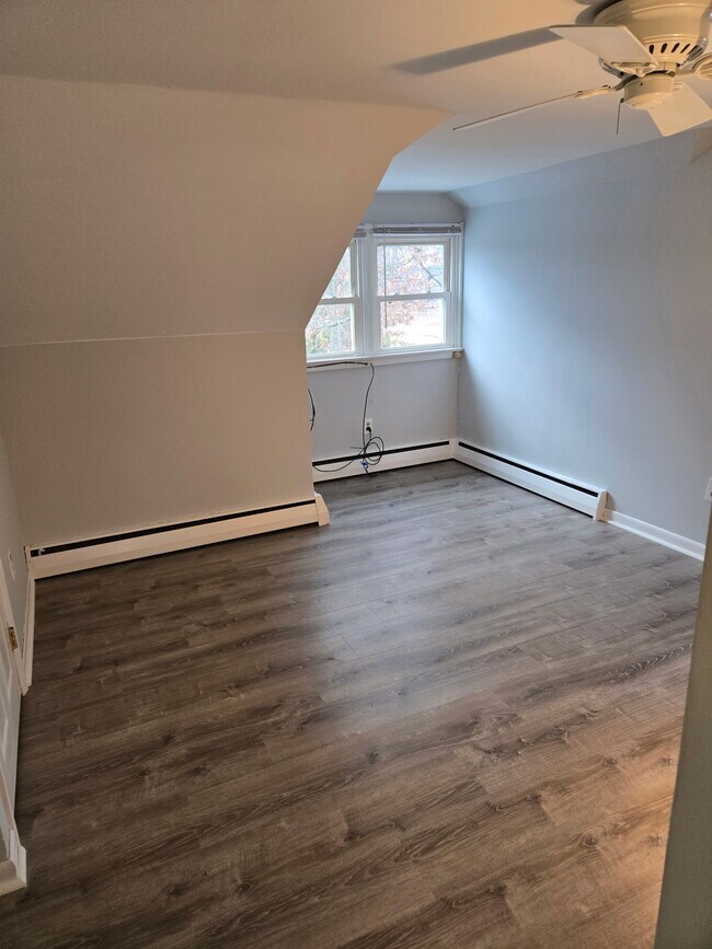 3929 Township Line Rd unit C-SecondFloor, Collegeville, PA 19426 - photo 5