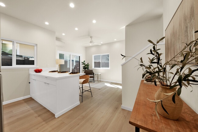 Downstairs Living/Wetbar
